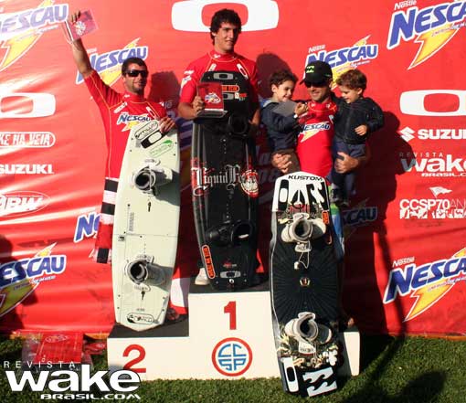 Marito na Copa Nescau de Wakeboard com os filhos, CS mais uma em 3º!