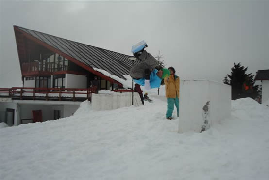 Cywinski saindo de Front Flip após 50/50 no murinho